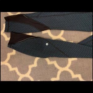 Lululemon size 6 full length mesh legging